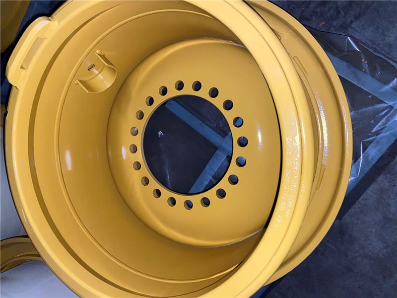CAT loader wheels available ex stock Belgium